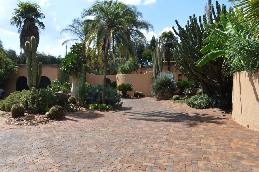 4 Bedroom Property for Sale in Wilkoppies North West